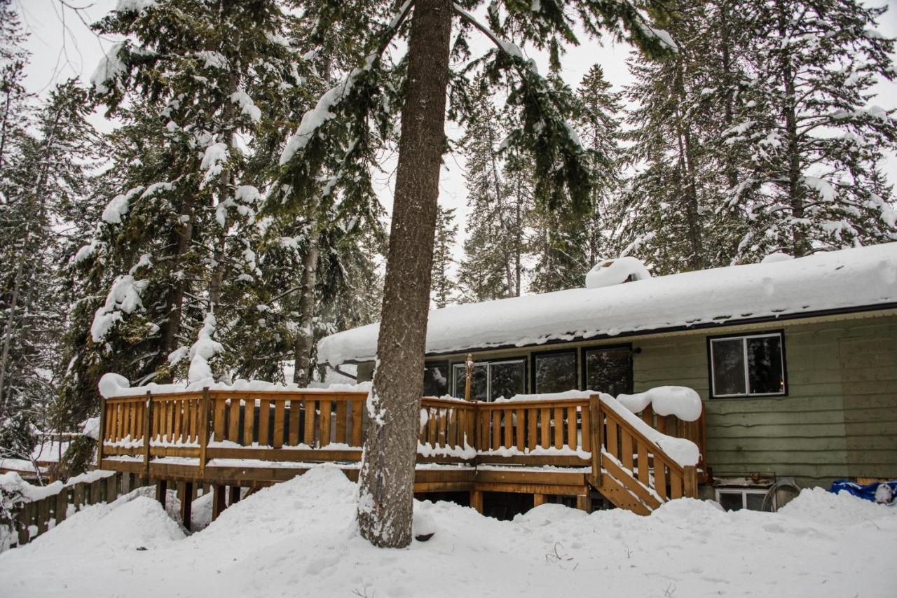 Auberge Kicking Horse Guest House Golden Zewnętrze zdjęcie